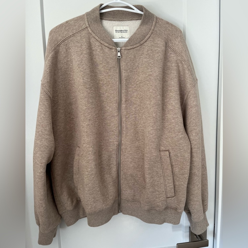 Abercrombie & Fitch Beige Zip-Up Sweater